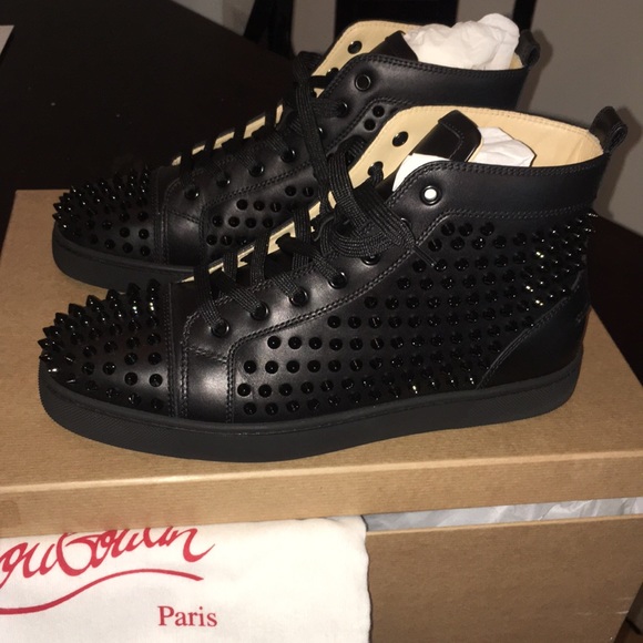 louis spikes men's flat